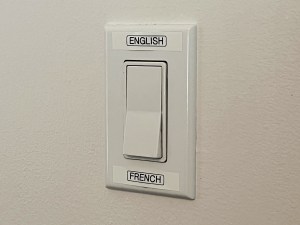 A switch indicating English and French options. 
